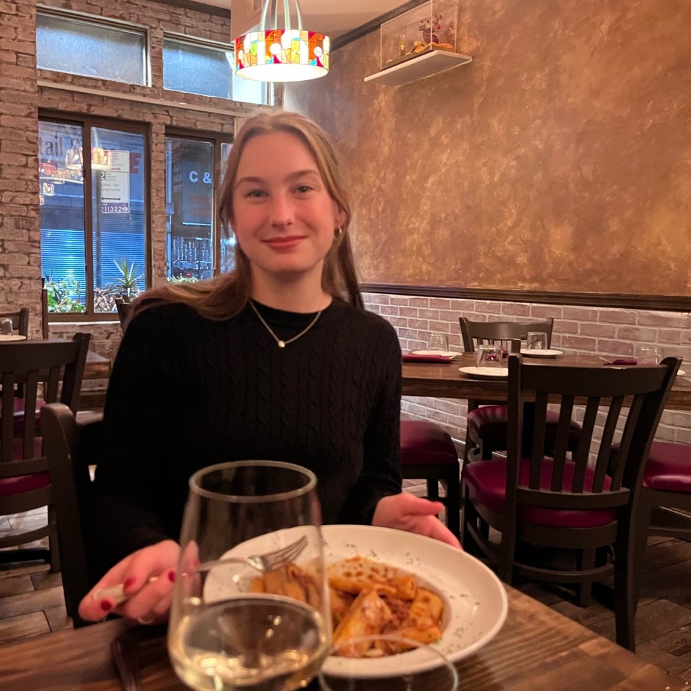 Meet your Posher, Amy